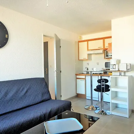 2 Pieces Avec Loggia, Garage, 3 Min De La Mer, Classe 2 Etoiles, Menage Inclus - Fr-1-251-552 Bormes-les-Mimosas